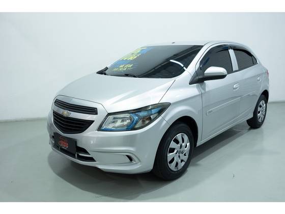 CHEVROLET ONIX 1.0 MPFI LS 8V FLEX 4P MANUAL CHEVROLET ONIX 1.0 MPFI LS 8V FLEX 4P MANUAL
